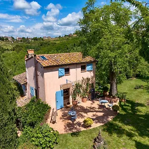 Con Patio Privato E Giardino Tra Pisa E Firenze Apartment